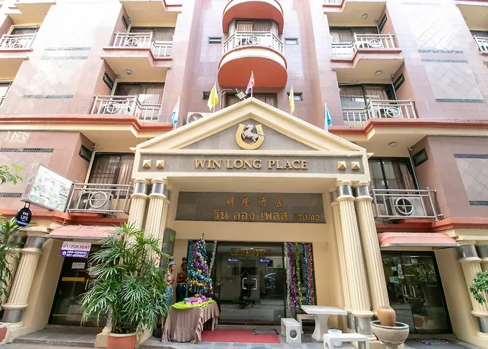 ซูเปอร์ โอโย 75385 โรงแรมวินลอง